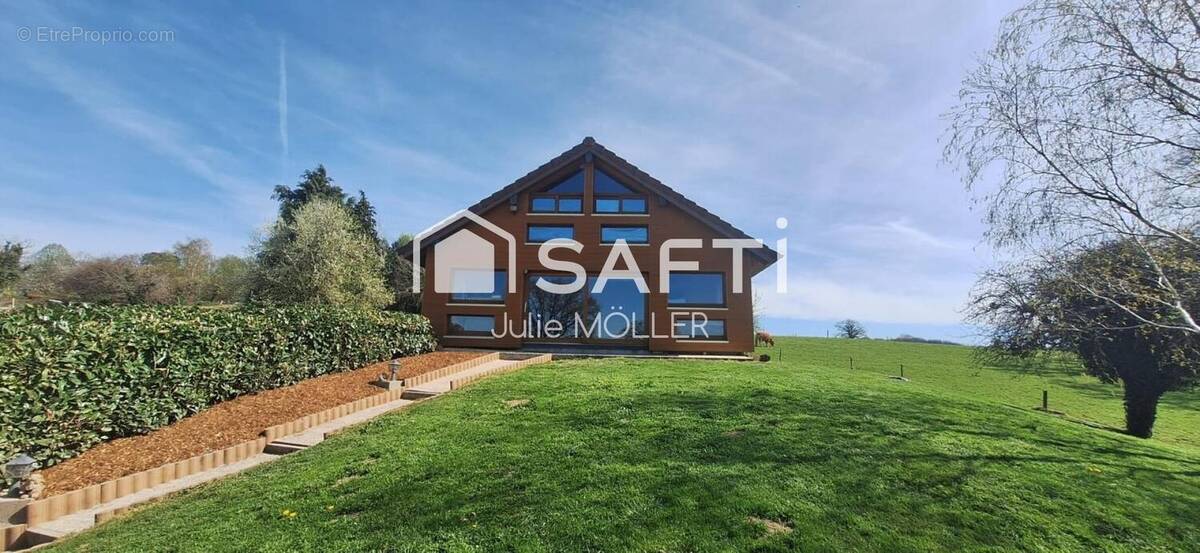 Photo 1 - Maison à LE GRAND-BOURG