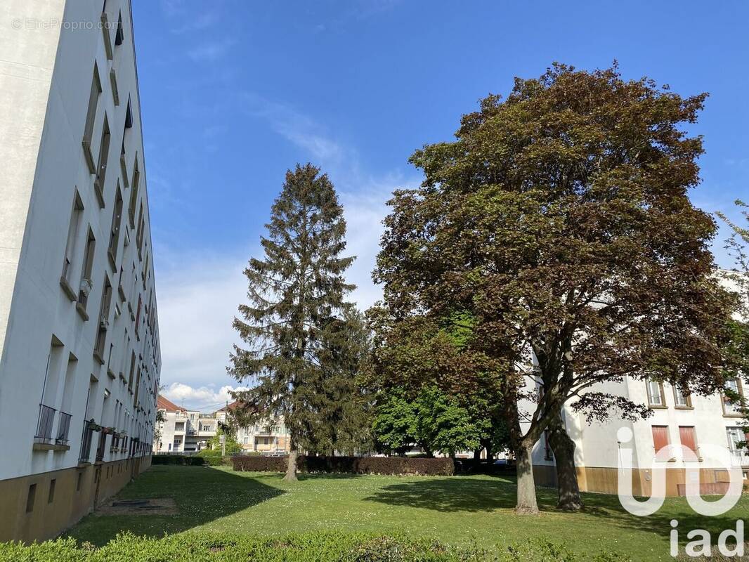 Photo 1 - Appartement à EZANVILLE