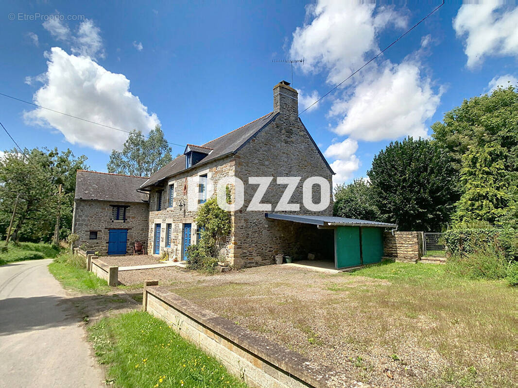Maison à PLEINE-FOUGERES