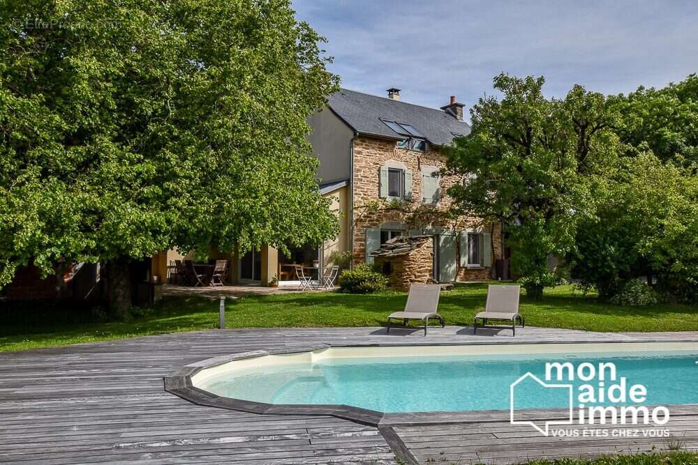 Maison à QUINS
