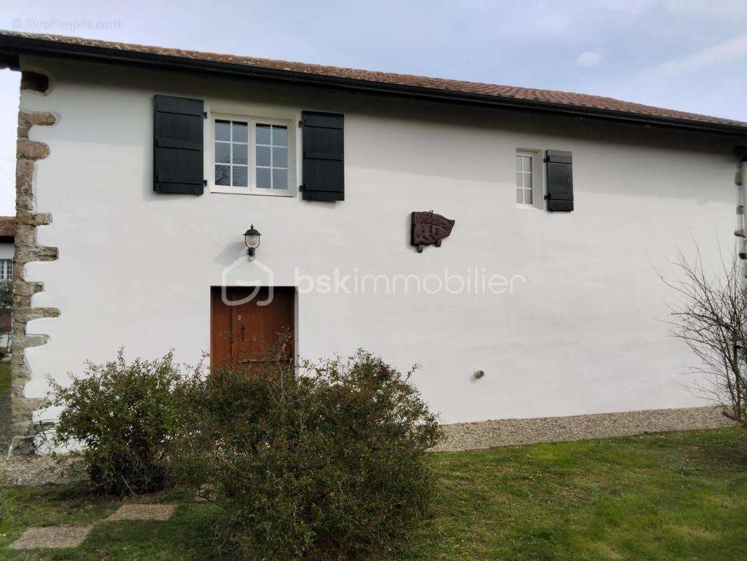 Maison à USTARITZ