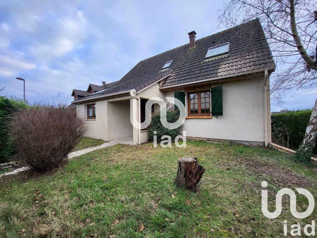 Photo 1 - Maison à PETIT-COURONNE