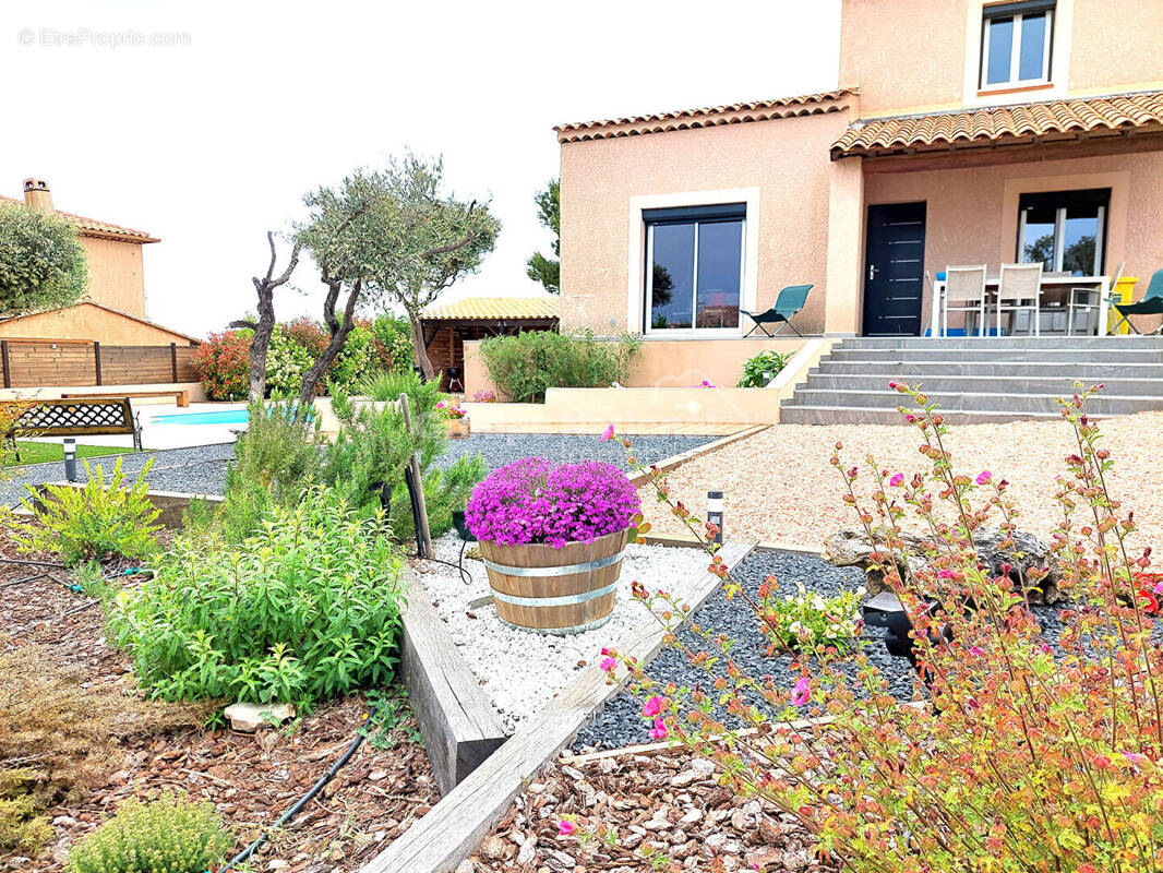 Maison à ENSUES-LA-REDONNE