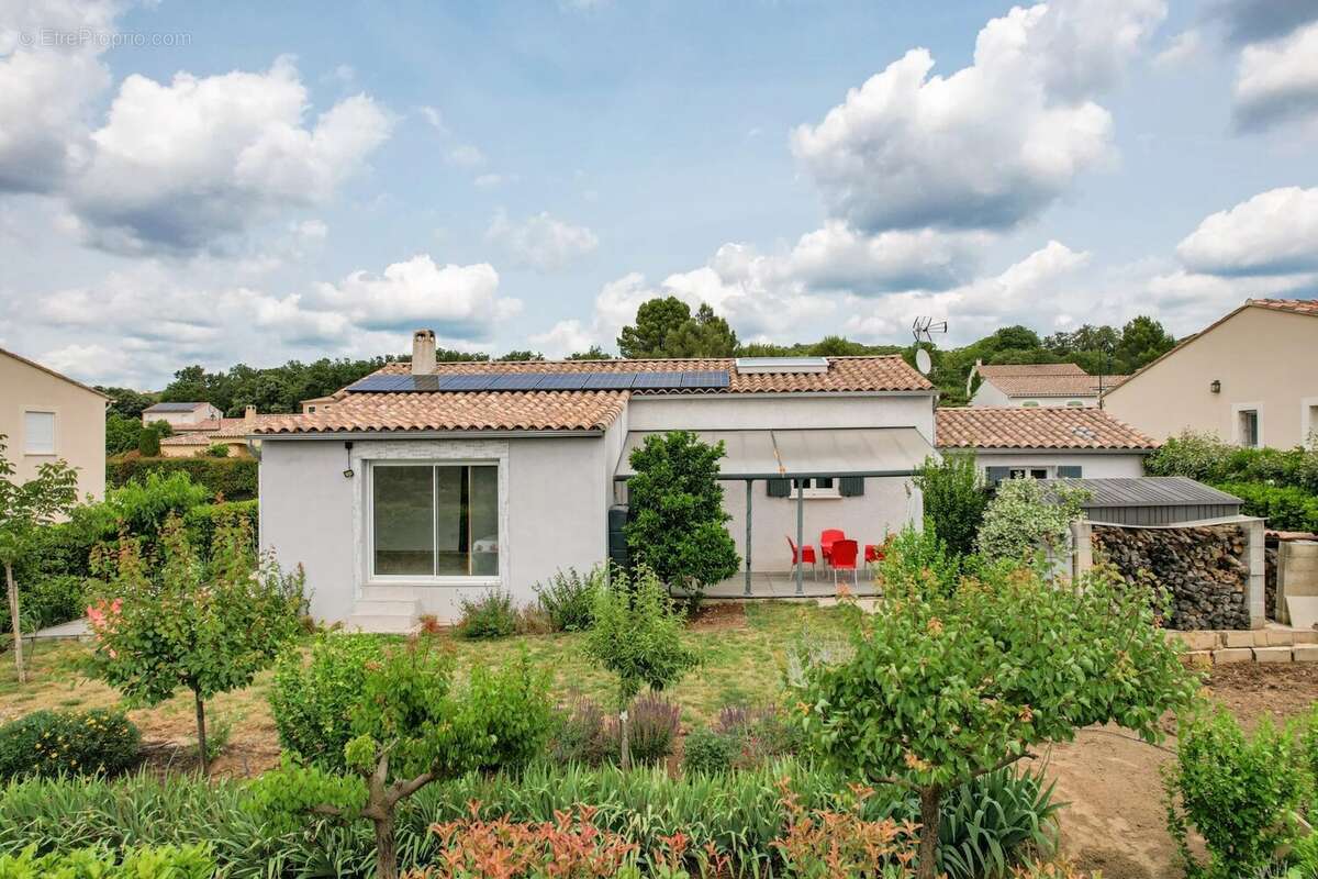 Maison à UZES