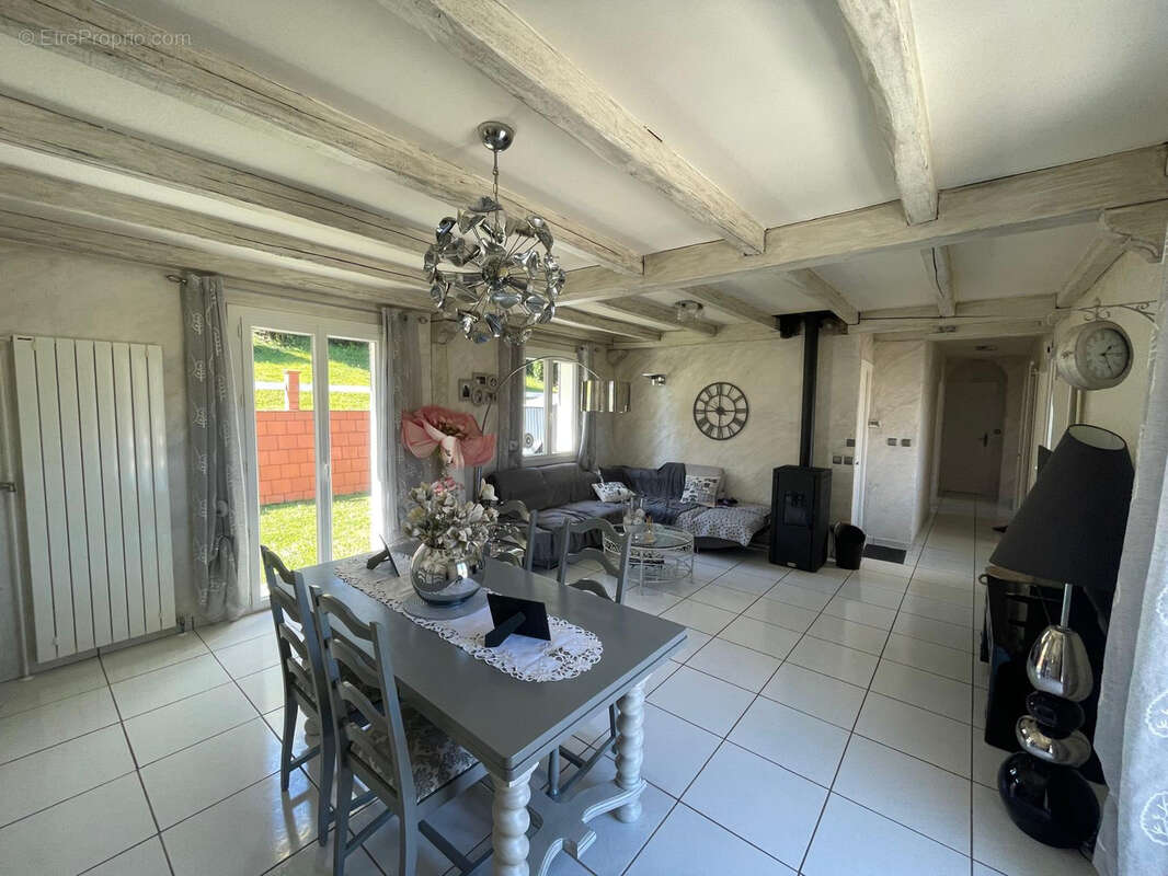 Maison à SAINT-AMANS-SOULT
