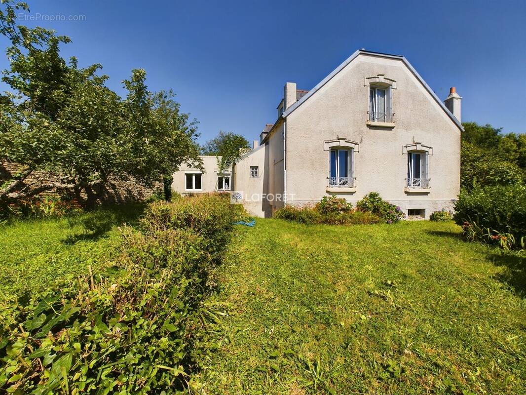 Maison à PLOZEVET