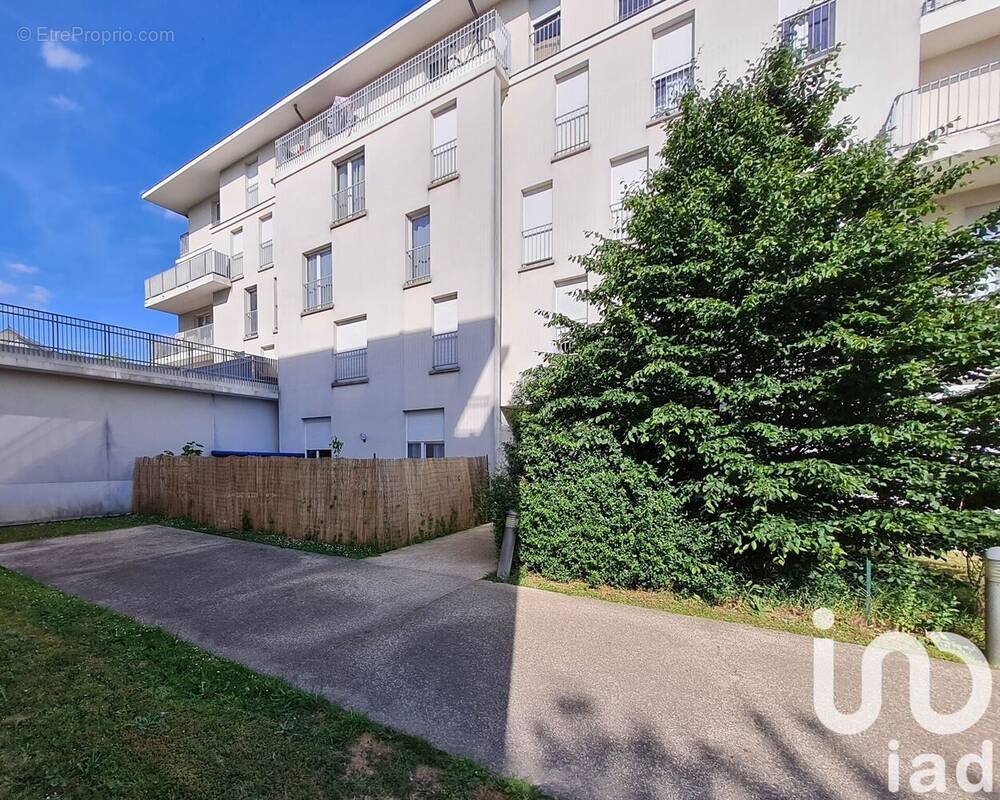 Photo 1 - Appartement à SAINTE-GENEVIEVE-DES-BOIS