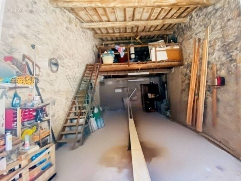 Maison à NEBIAN