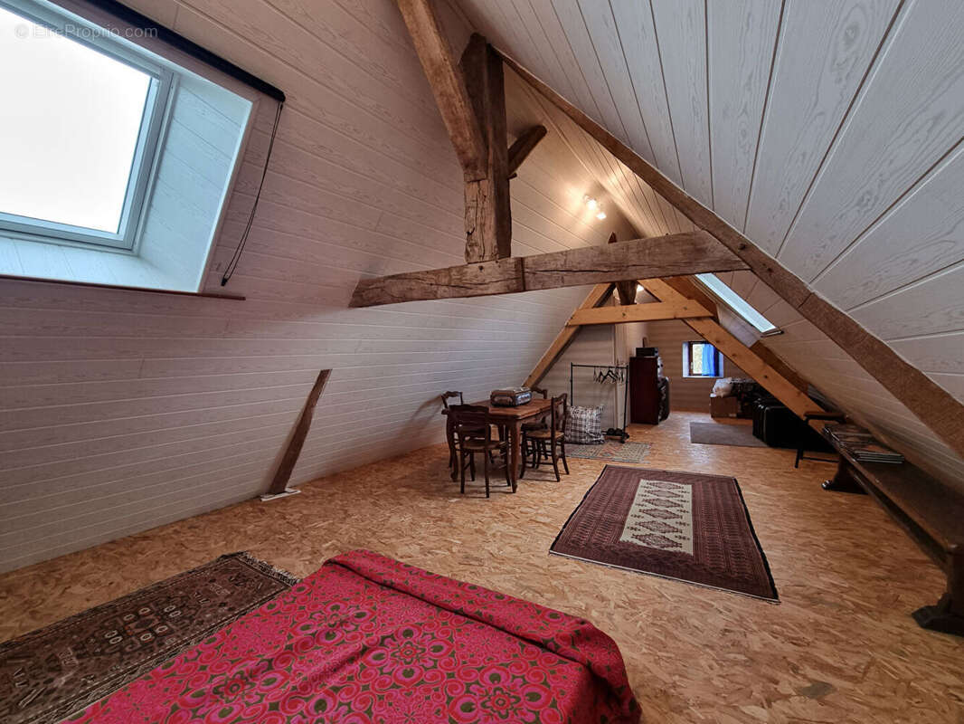 Maison à CHAILLAC