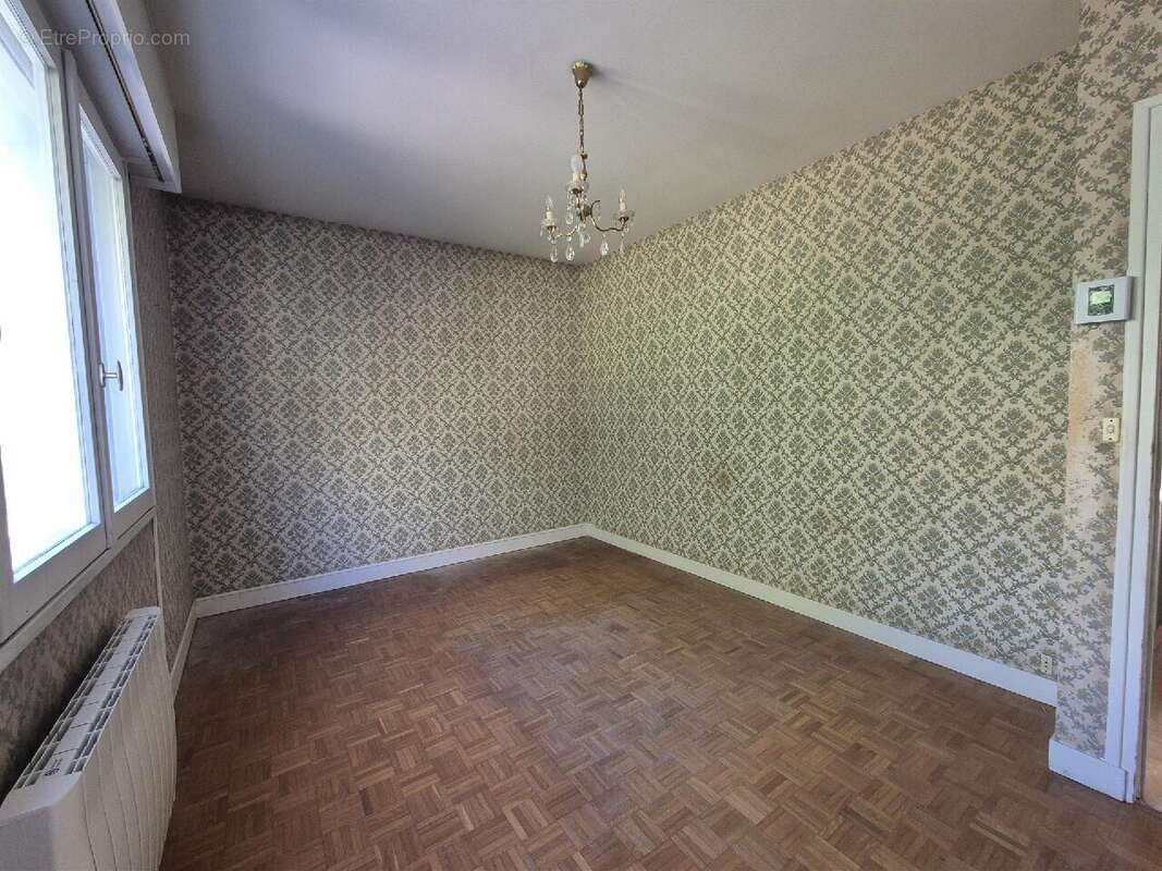 Maison à MILLY-LA-FORET