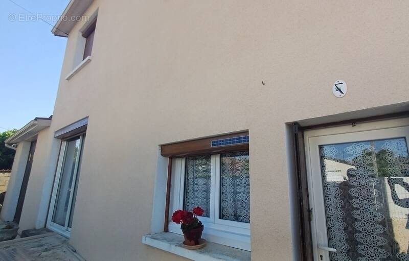 Maison à LA COURONNE