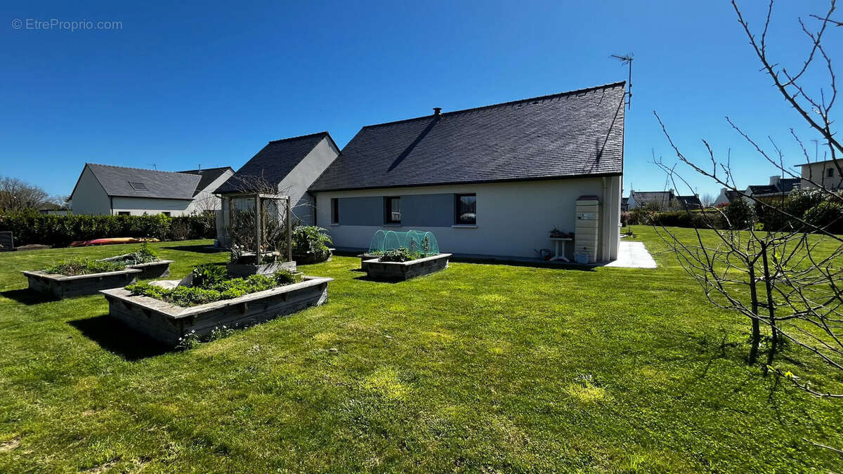 Maison à LOCTUDY