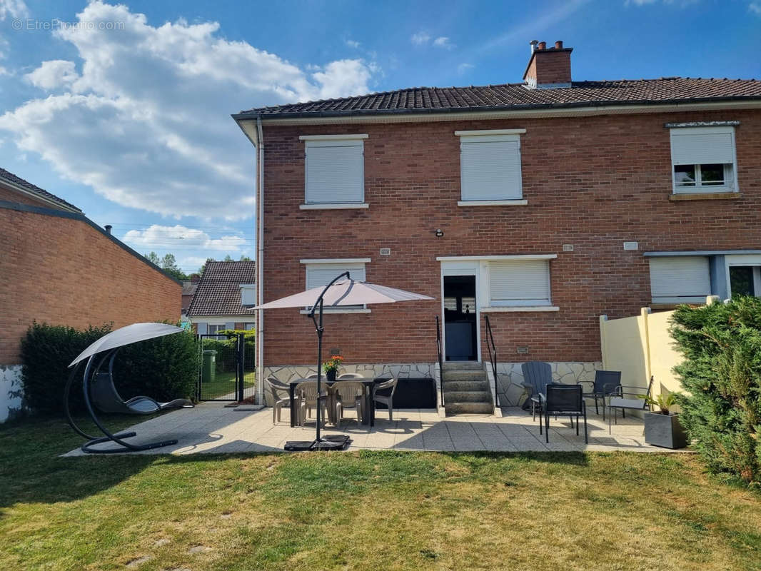 Maison à LAPUGNOY