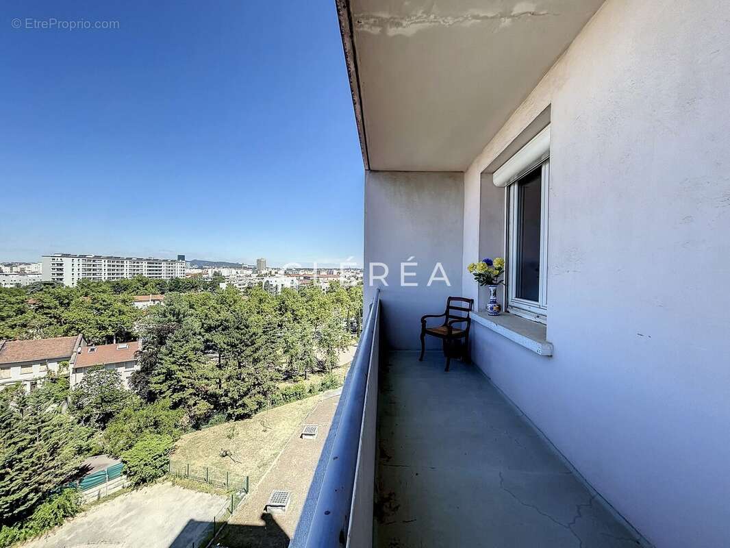Appartement à LYON-8E