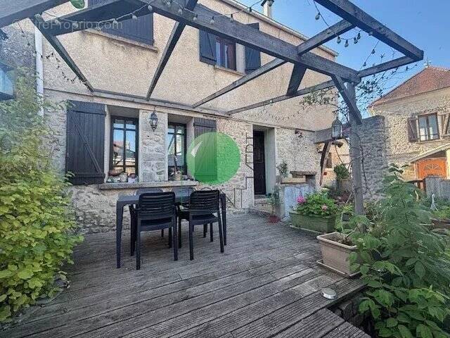 Maison à LA FERTE-ALAIS