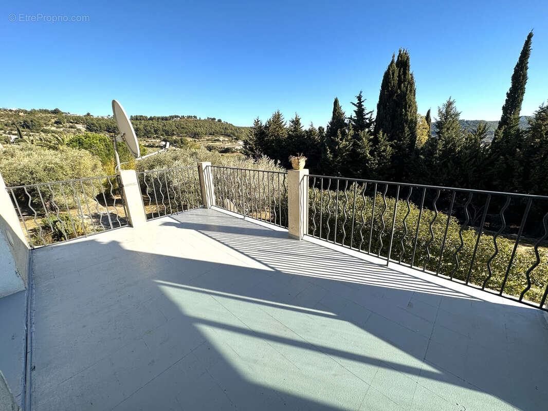 Maison à LA CADIERE-D&#039;AZUR