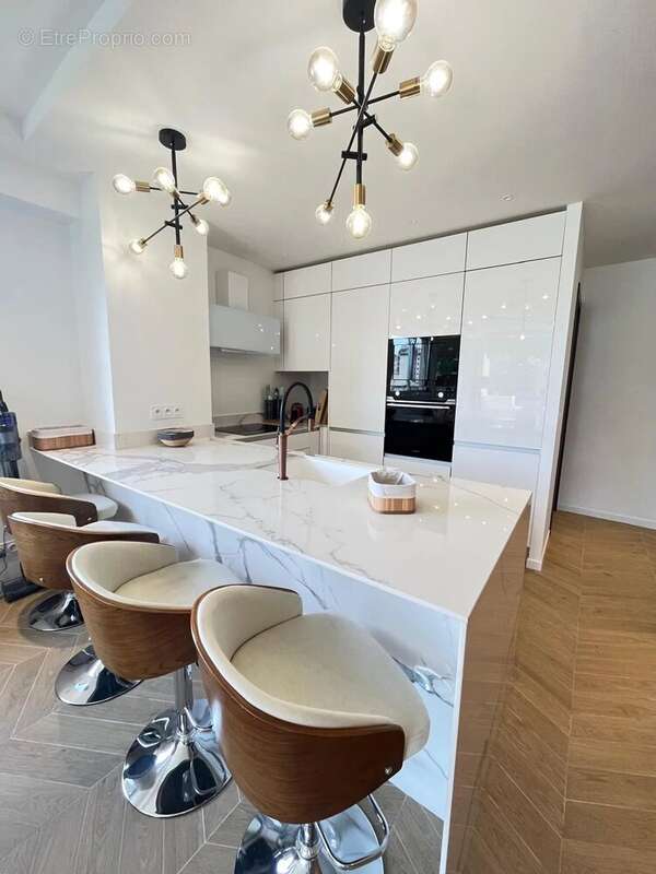 Appartement à LE CANNET