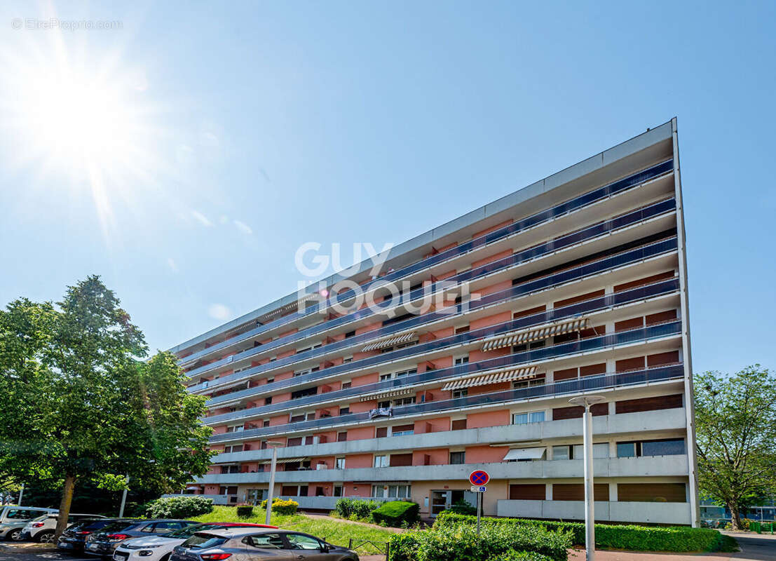 Appartement à RILLIEUX-LA-PAPE