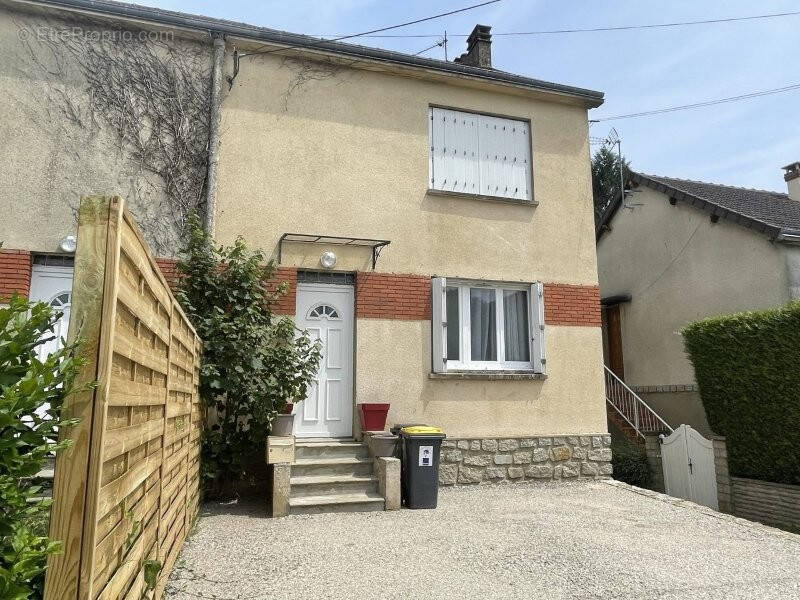 Maison à AUTHON-DU-PERCHE