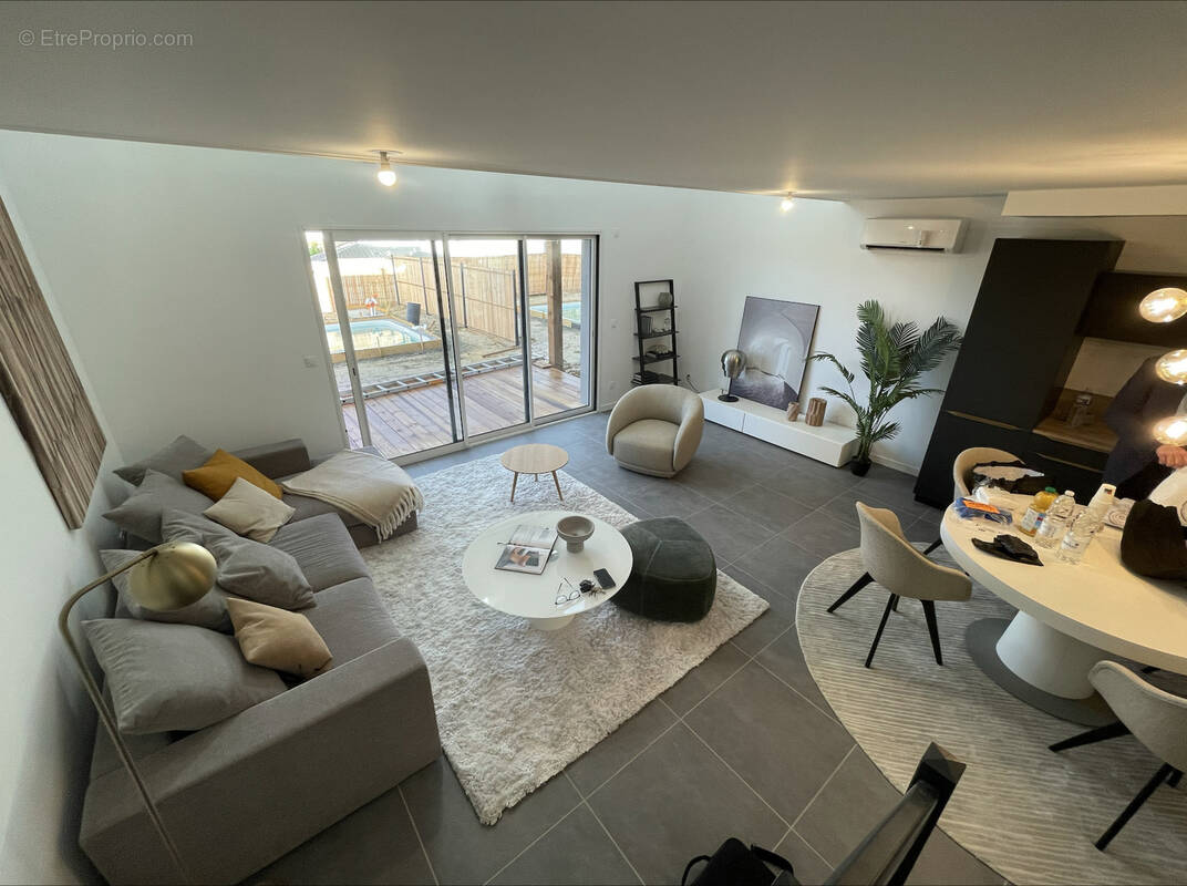 Maison à ARTIGUES-PRES-BORDEAUX