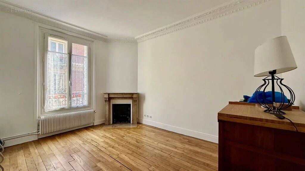Appartement à ASNIERES-SUR-SEINE