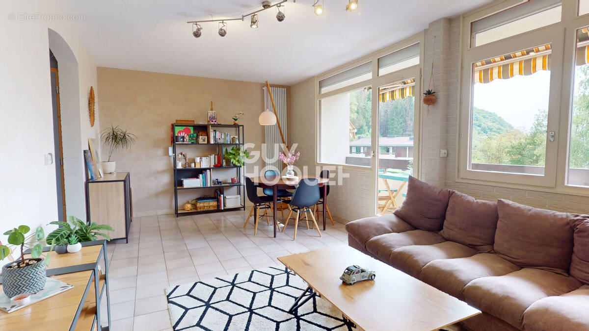 Appartement à LA BALME-DE-SILLINGY