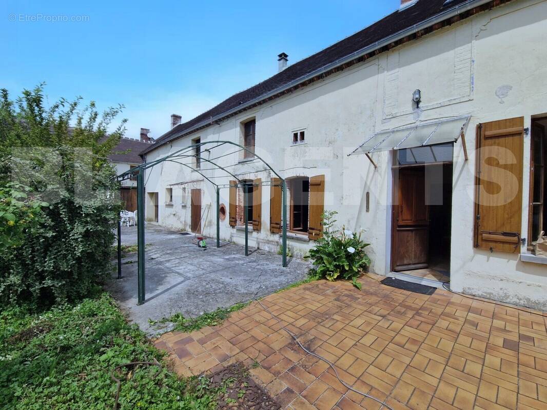 1_inPixio - Maison à SAVINS