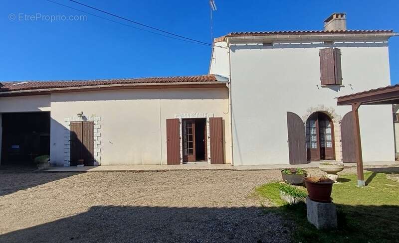 Maison à SAINT-MICHEL