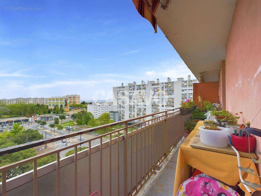 Appartement à CALUIRE-ET-CUIRE