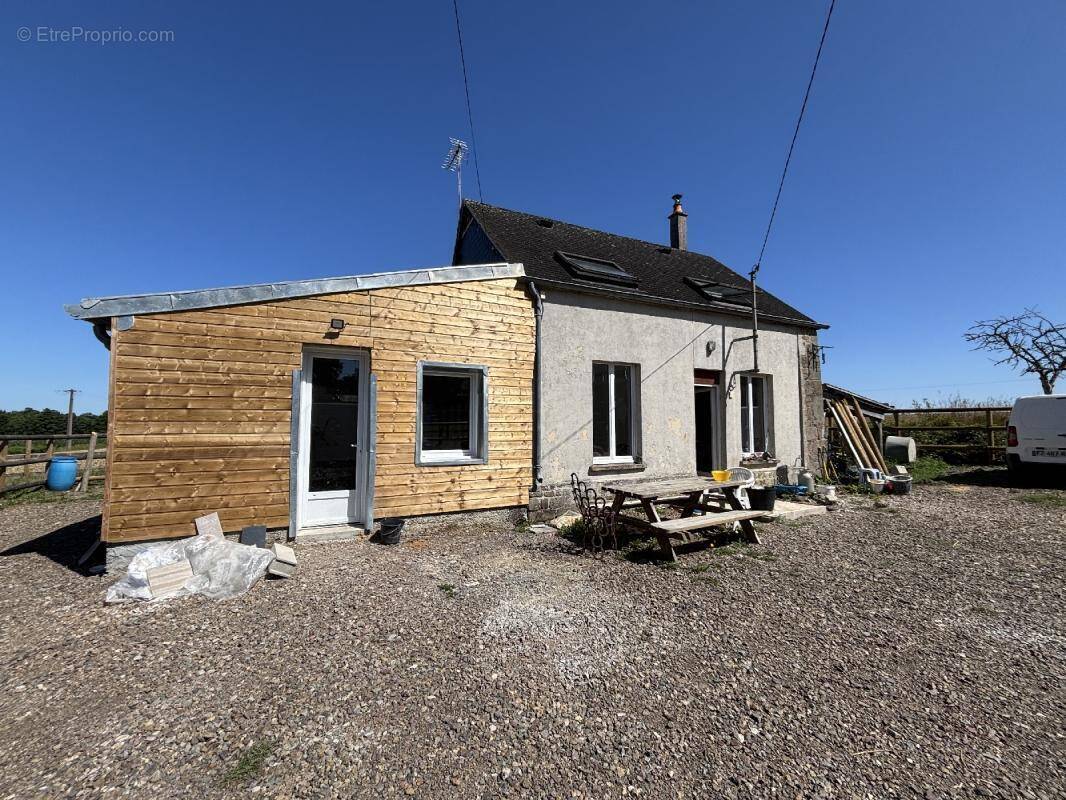 Maison à BRIOUZE