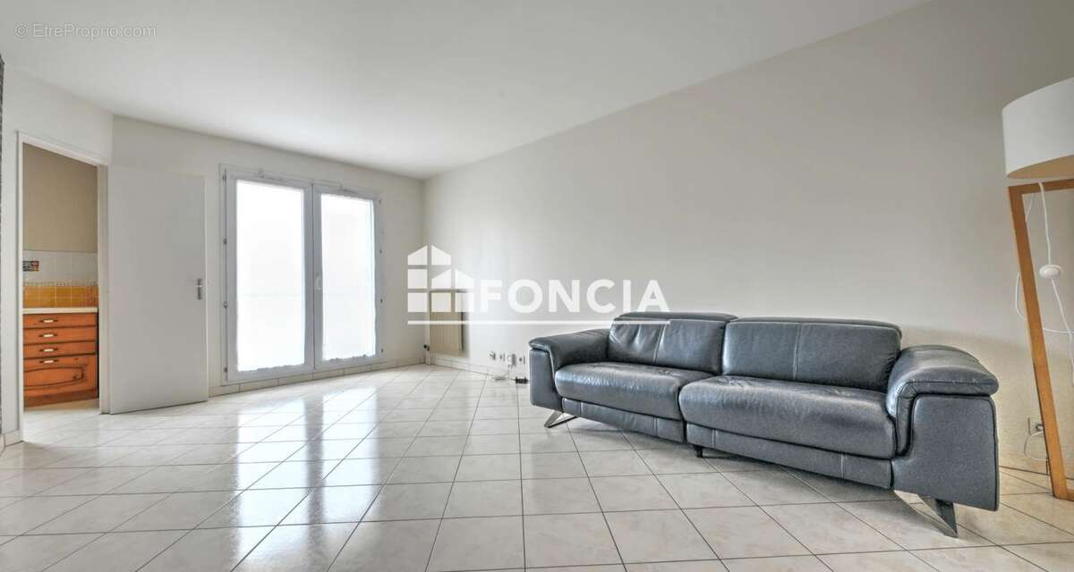 Appartement à ELANCOURT