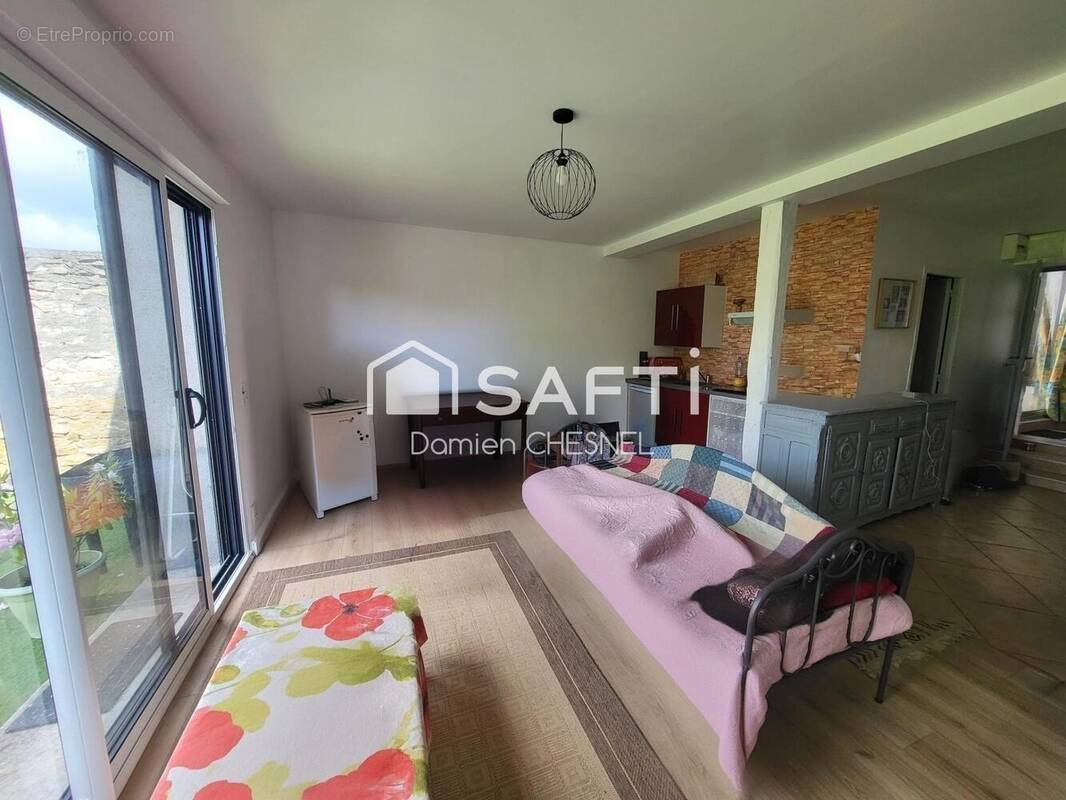 Photo 1 - Maison à SAINT-AMAND-MONTROND