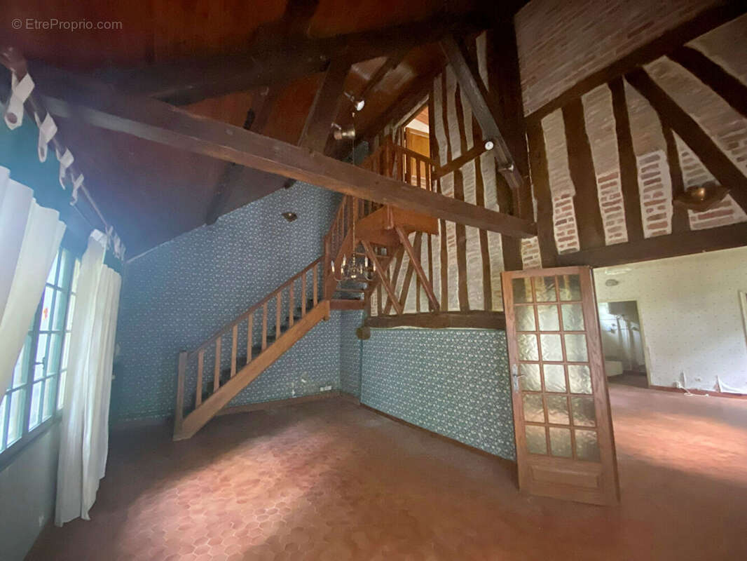Maison à FRANQUEVILLE-SAINT-PIERRE