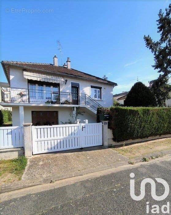 Photo 1 - Maison à LAMOTTE-BEUVRON