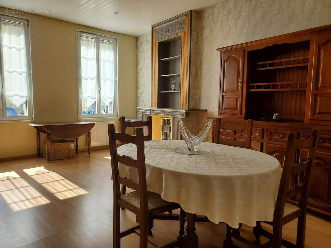 Photo 3 - Maison à CASTILLON-LA-BATAILLE