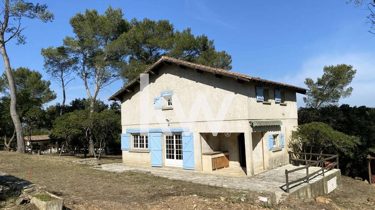 Maison à CAVEIRAC