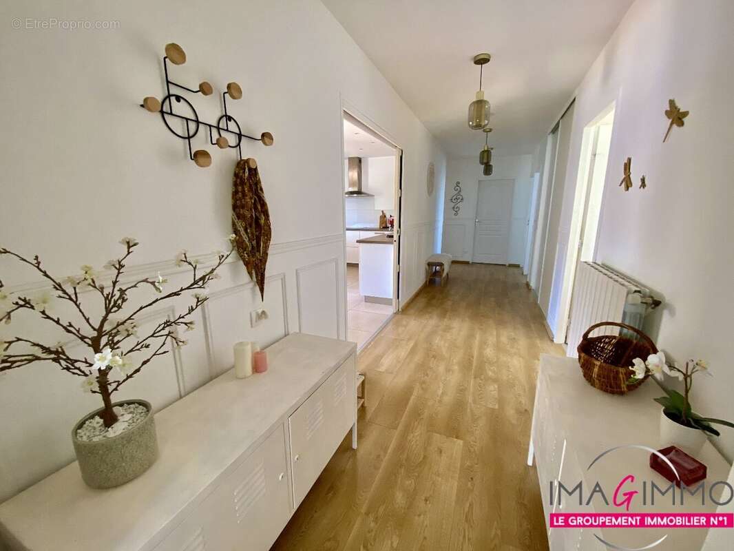 Appartement à AIGUES-VIVES