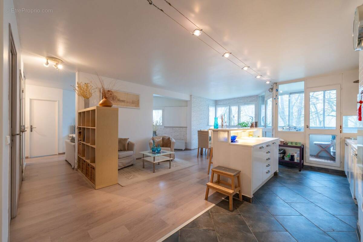 Appartement à CHAMPS-SUR-MARNE
