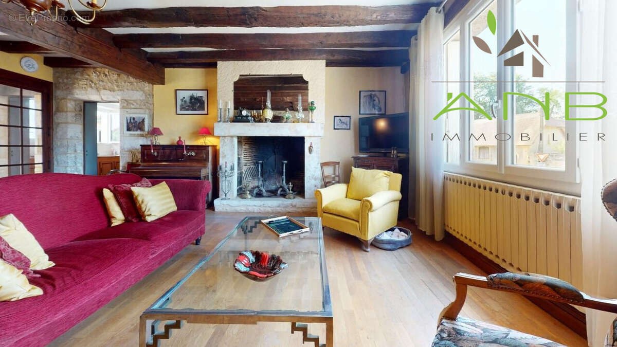 Maison à SAINT-CYPRIEN