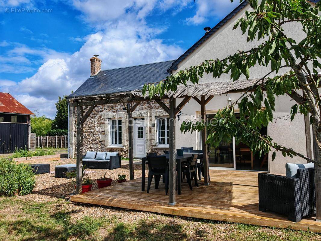 Maison à CINQ-MARS-LA-PILE