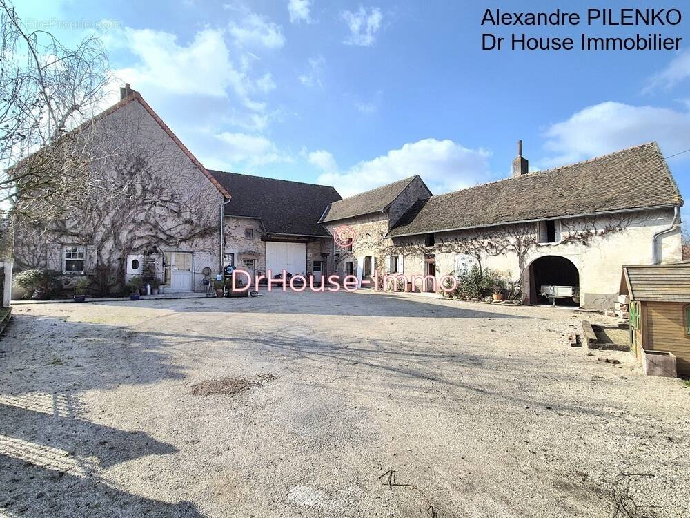 Maison à CHALON-SUR-SAONE