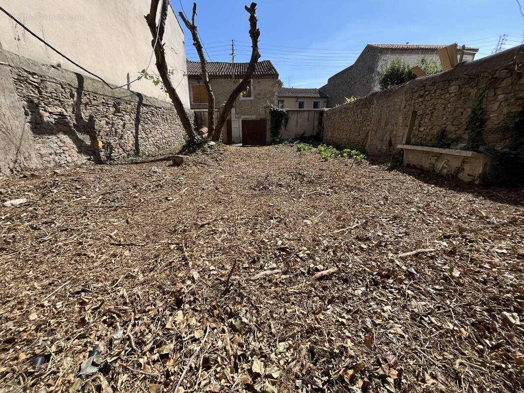 Maison à LEZIGNAN-CORBIERES