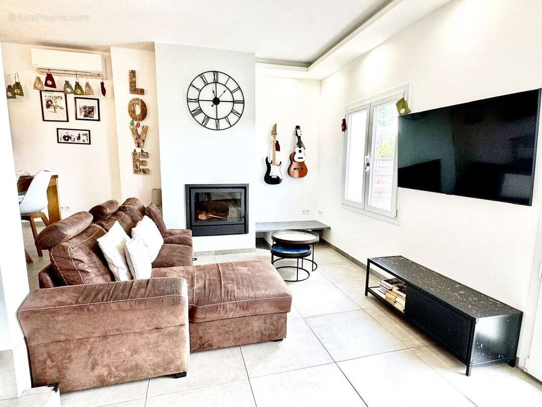 Maison à MOUGINS