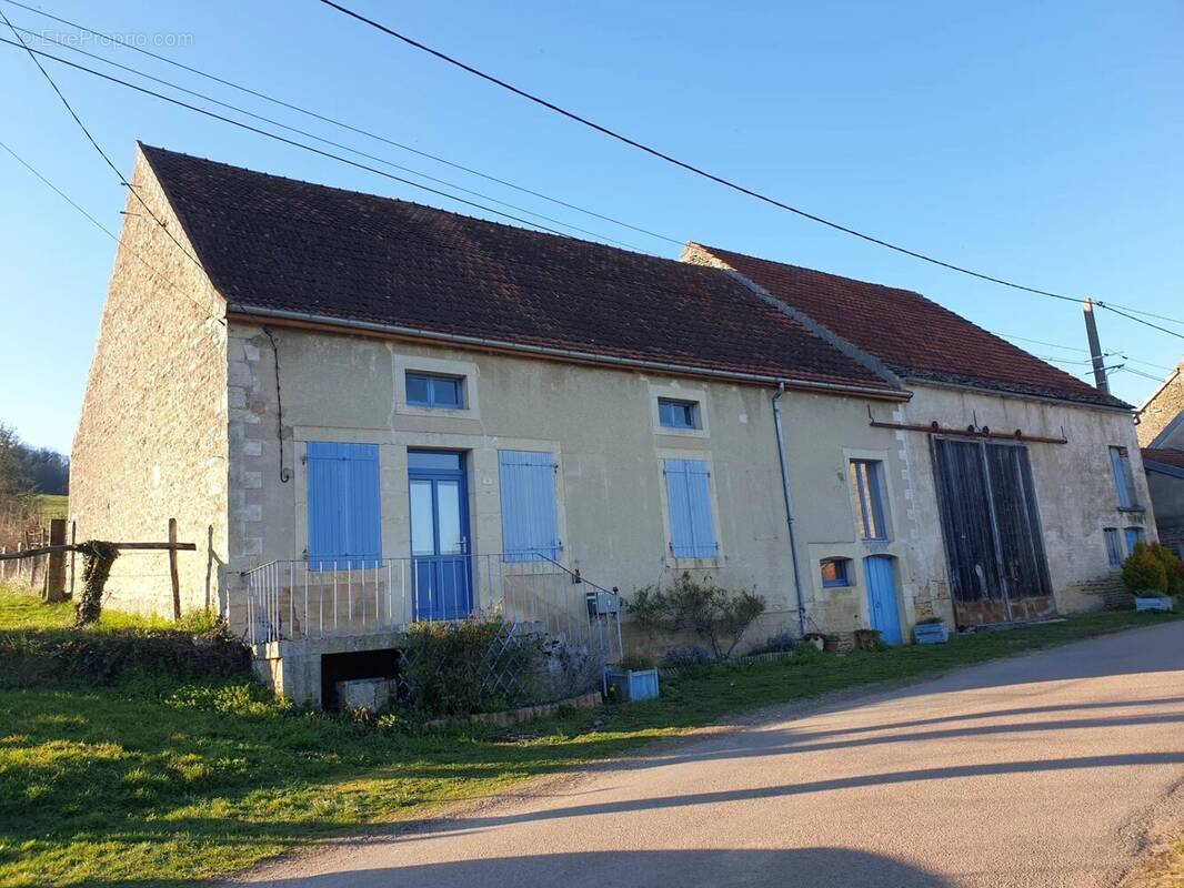 Maison à POUILLY-EN-AUXOIS
