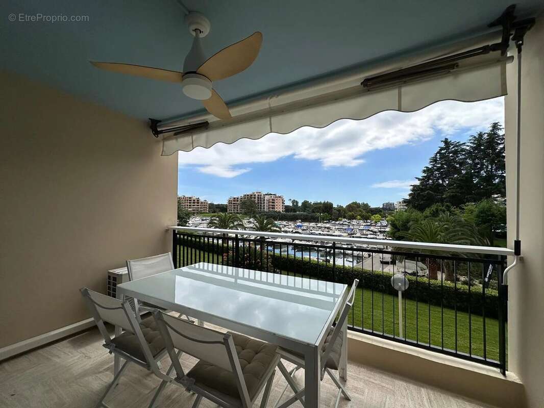Appartement à MANDELIEU-LA-NAPOULE