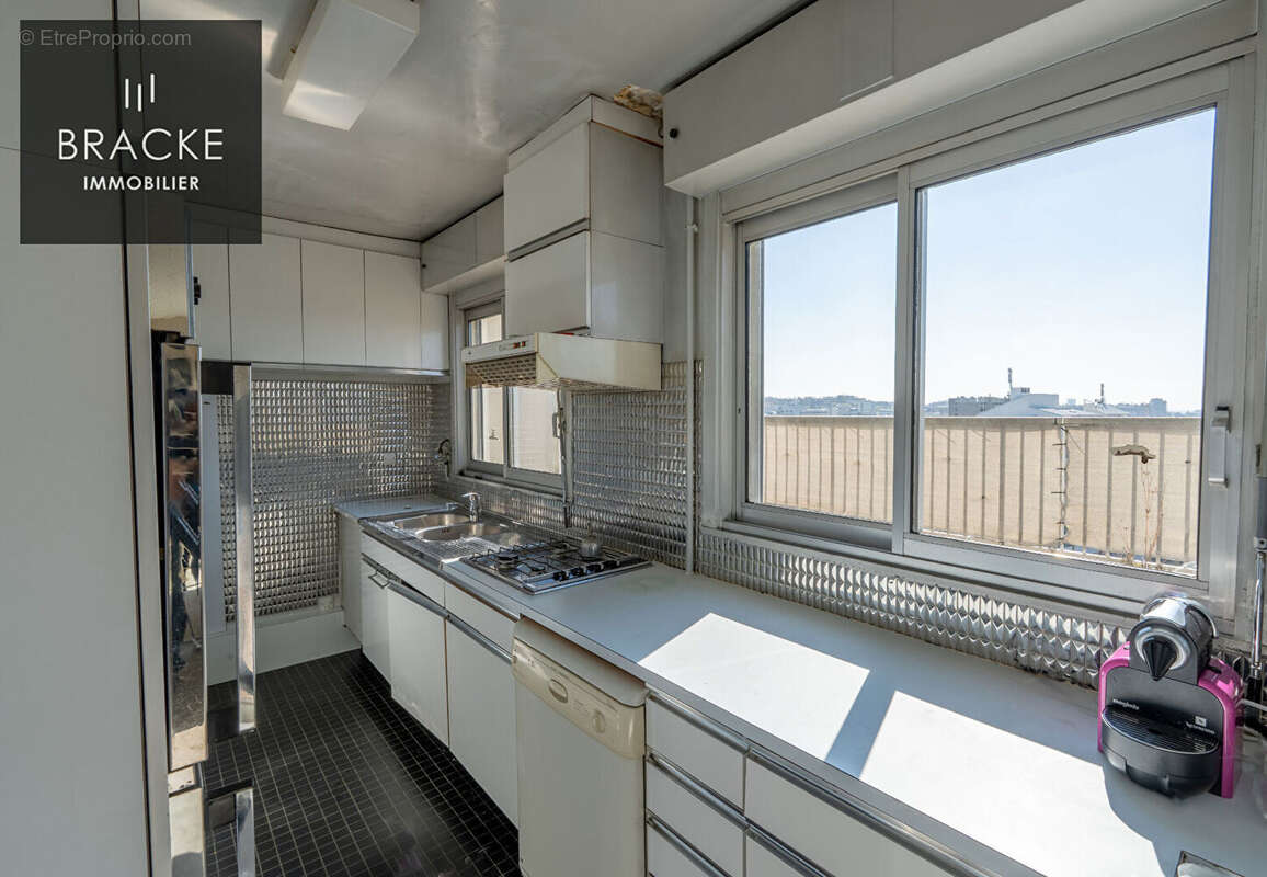 Appartement à PARIS-20E