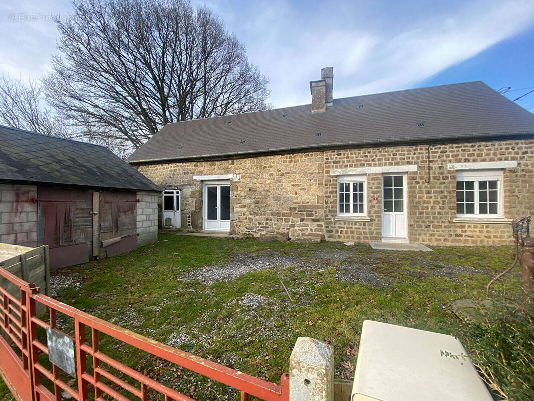 Maison à CEAUCE
