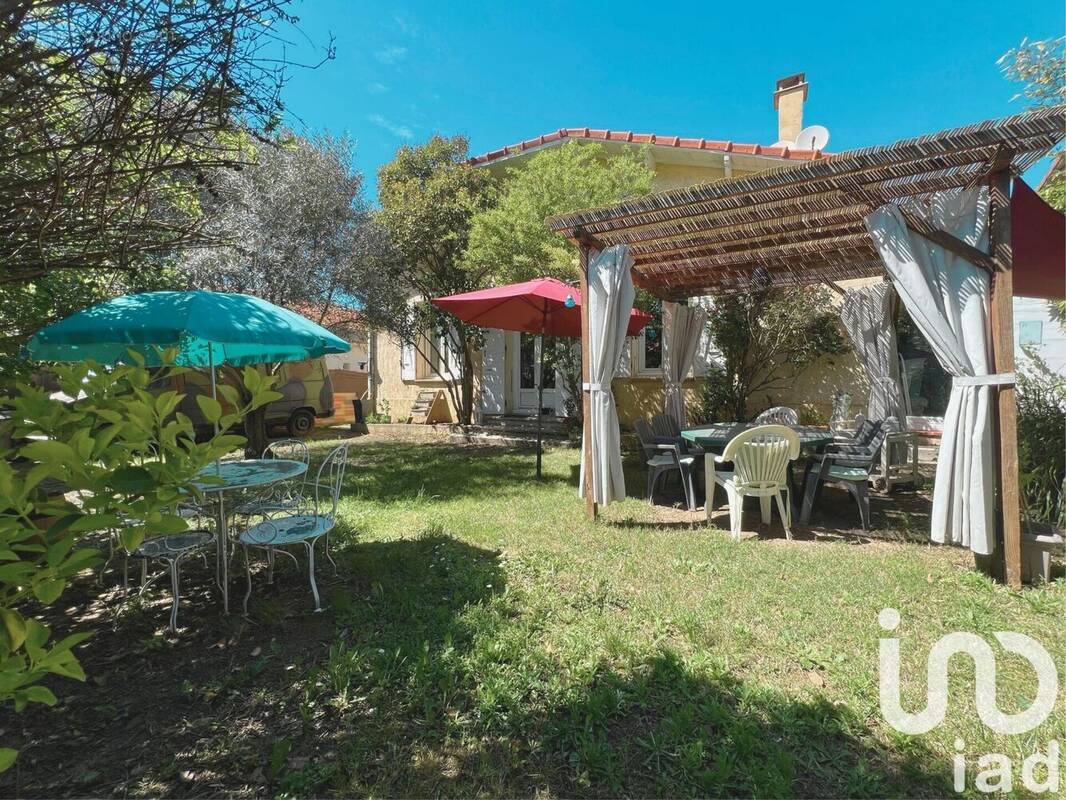 Photo 1 - Maison à PEYROLLES-EN-PROVENCE