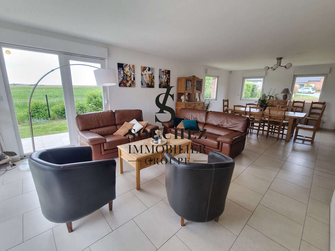 Maison à ACQ