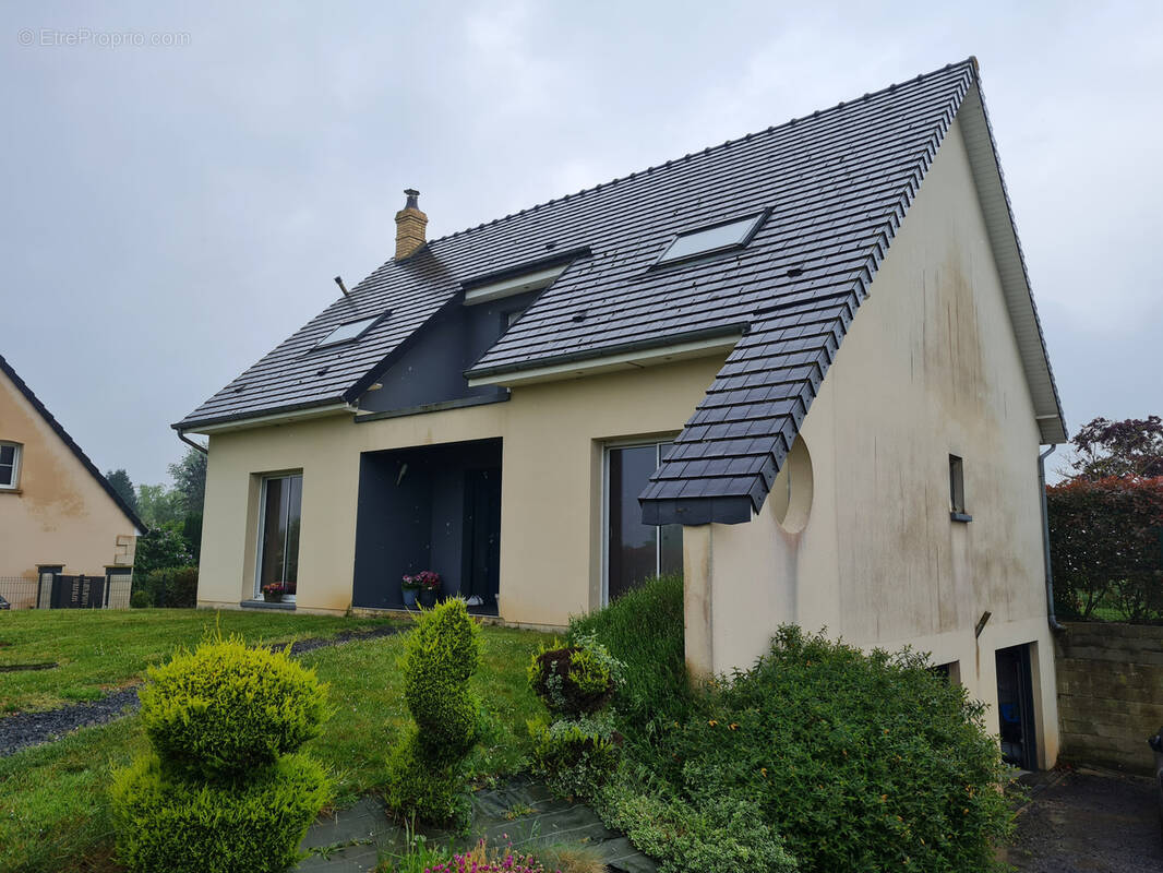 Maison à LE MESNIL-REAUME